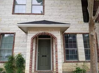 209 Forest Dr, College Station, TX 77840