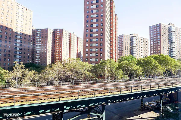 Rented by Citi Habitats | media 12