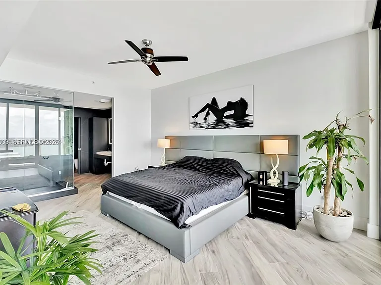 2020 N Bayshore Dr #3408 — Photo 11