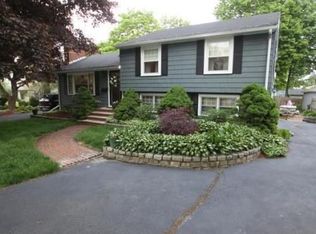 33 Shepard St, Marblehead, MA 01945