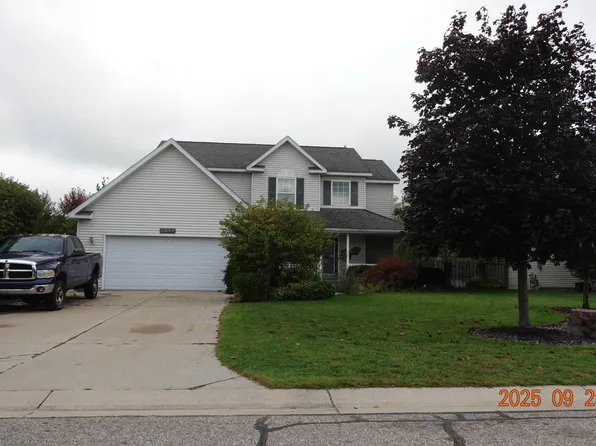 2897 Gulfstream Dr, Saginaw, MI 48603