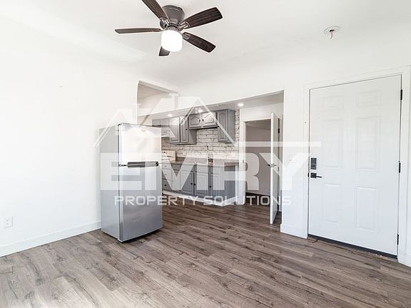 4th image of 11900 Firestone Blvd #11900