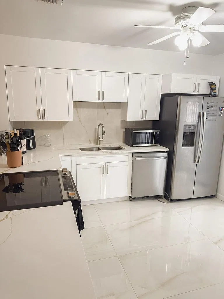2 bed, 1258 sqft, $3,000 — Photo 2