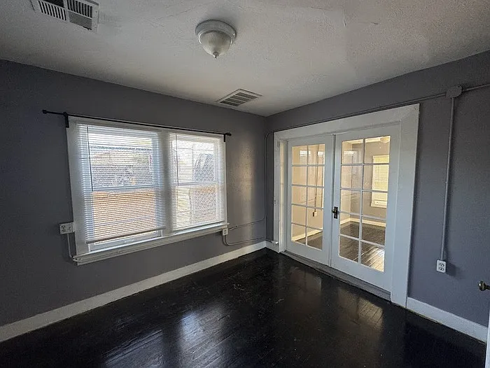1116 E Portland St — Photo 9