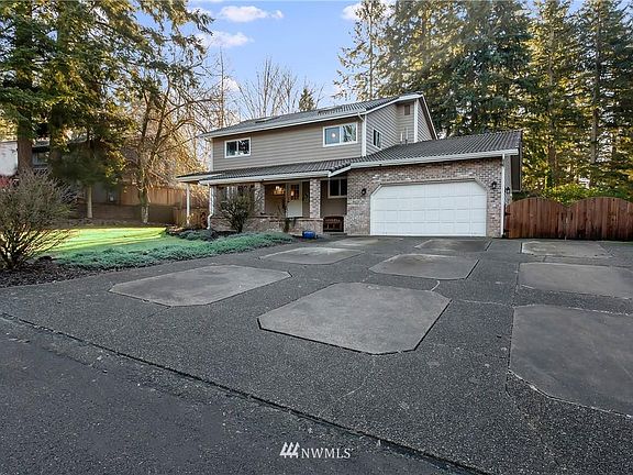 3rd image of 11320 139th Street Ct E