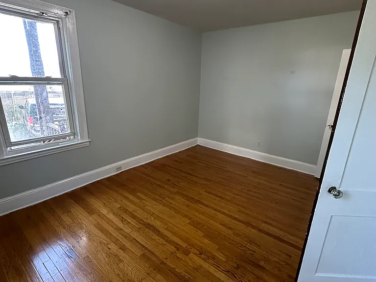 77 Hanmer St #1E — Photo 10