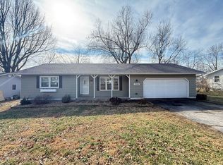 2344 E Huntington St, Ozark, MO 65721