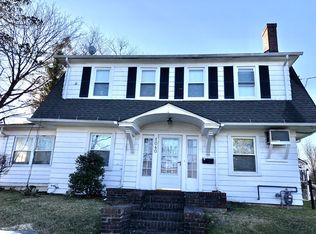 1040 Norwood Ave, Oakhurst, NJ