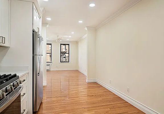 4th image of 77 Eastern Pkwy APT 3G