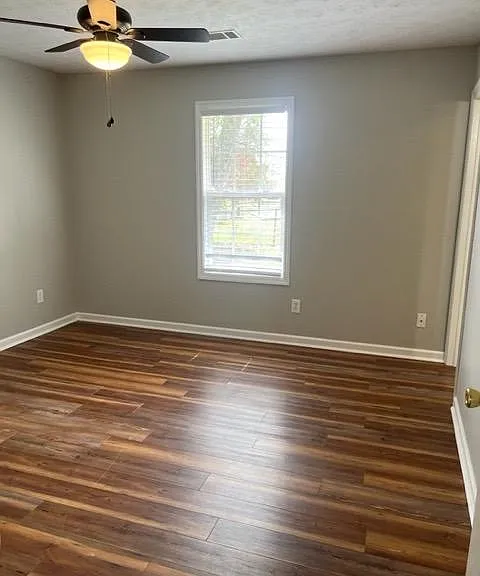 164 N Burson Ave #7 — Photo 10
