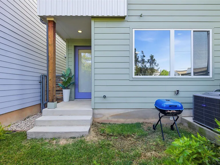 814 N Bluff Dr #74 — Photo 22
