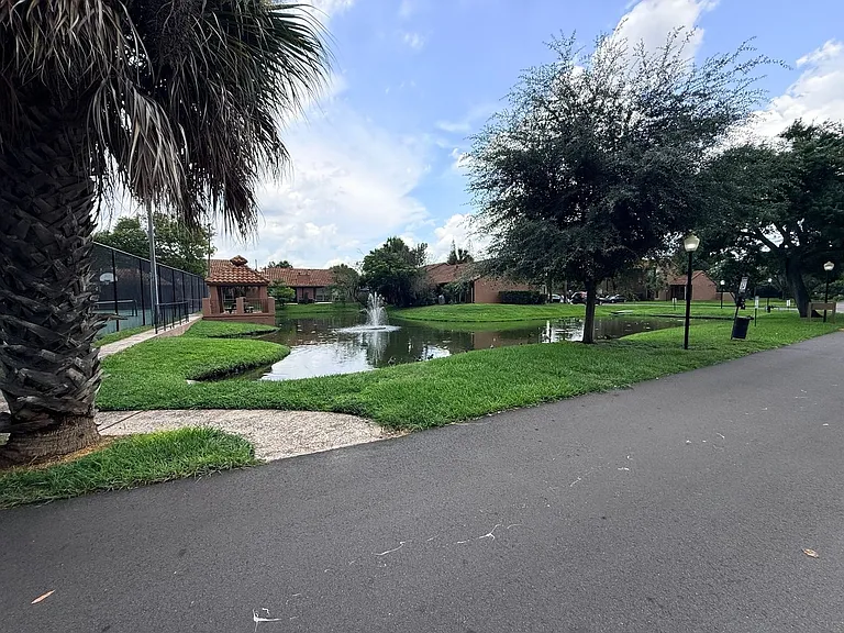 659 Montego Bay Ct — Photo 41