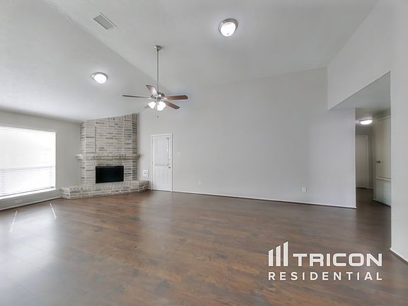 3rd image of 18807 Danalyn Ct