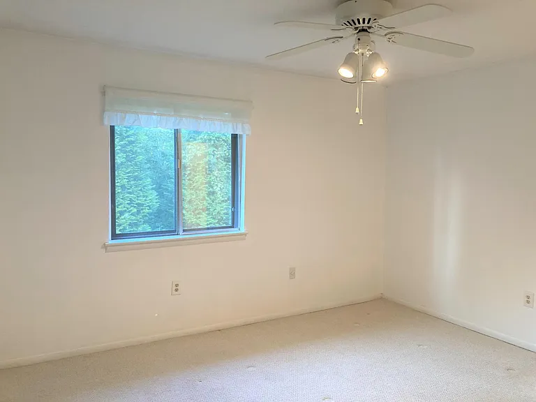 2235 Sunderland Rd #95C — Photo 4