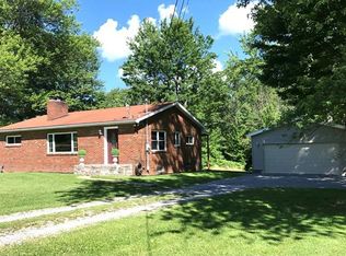 631 Shenango Stop Rd, New Castle, PA 16101