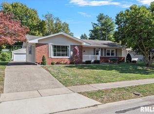 1224 Wickford Dr, Springfield, IL 62704