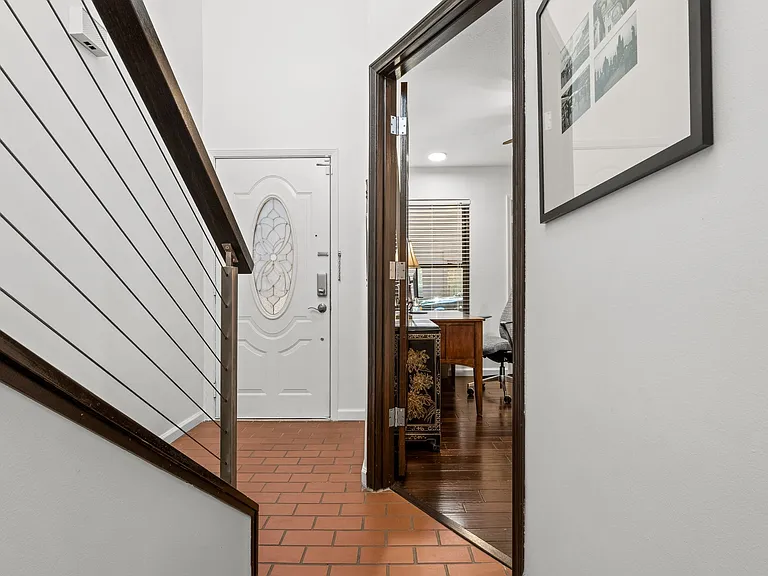 6124 Summer Creek Cir — Photo 5