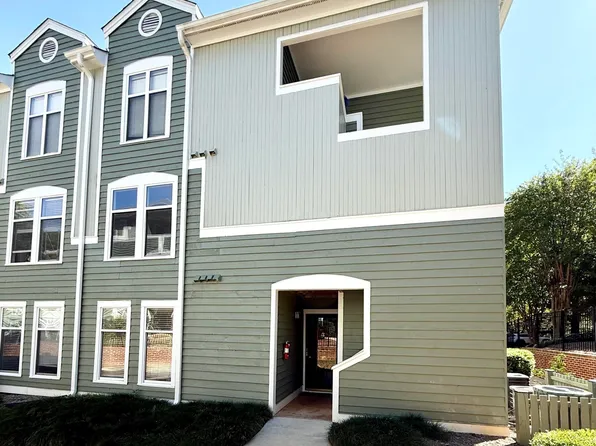 1101 Parkridge Ln APT 107, Raleigh, NC 27605