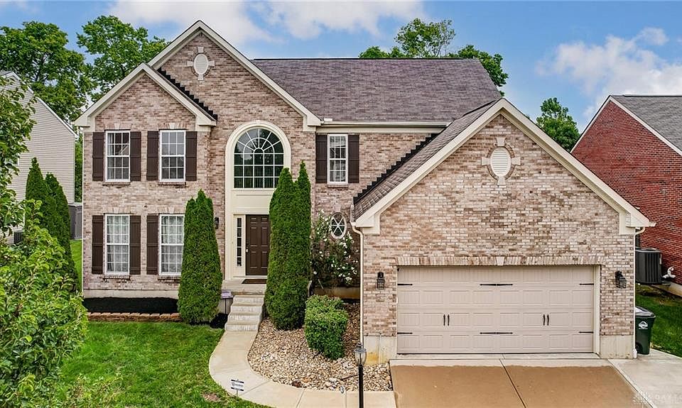 1st image of 9752 Blue Spruce Dr