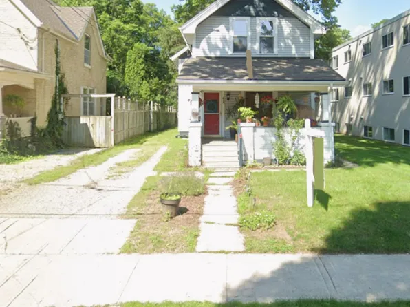 31 Orchard St #3, London, ON N6J 2R4