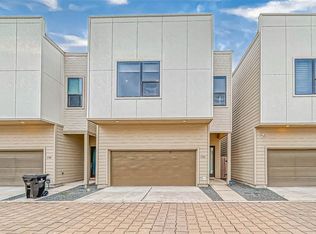 4706 Thornton Grv, Houston, TX 77018