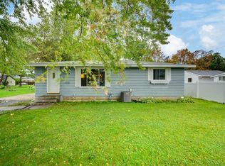 72 4th St NW, Forest Lake, MN 55025