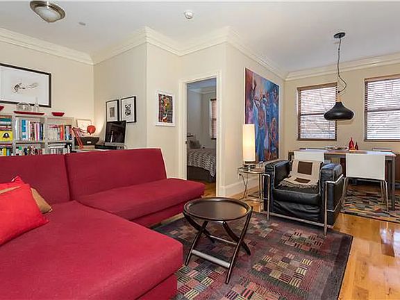 5th image of 169 Engert Ave APT 7