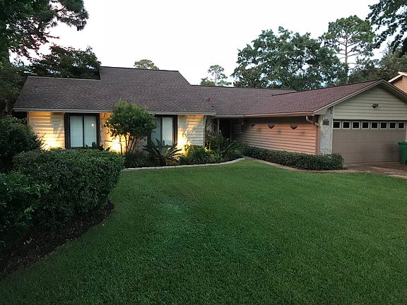 5th image of 1017 Troon Dr E