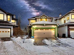 68 NW Marthas Haven Gdns NE, Calgary, AB T3J 3W1