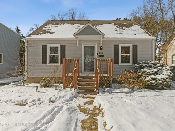 252 N Garfield Ave, Mundelein, IL 60060