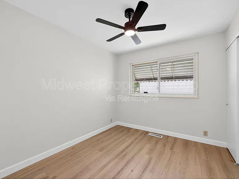 2765 Chelsea Dr — Photo 10