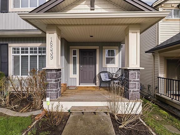 3rd image of 16539 59a Ave