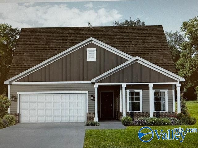 1st image of 218 Berry Hill Dr