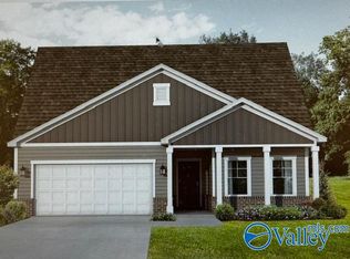 218 Berry Hill Dr, New Market, AL 35761