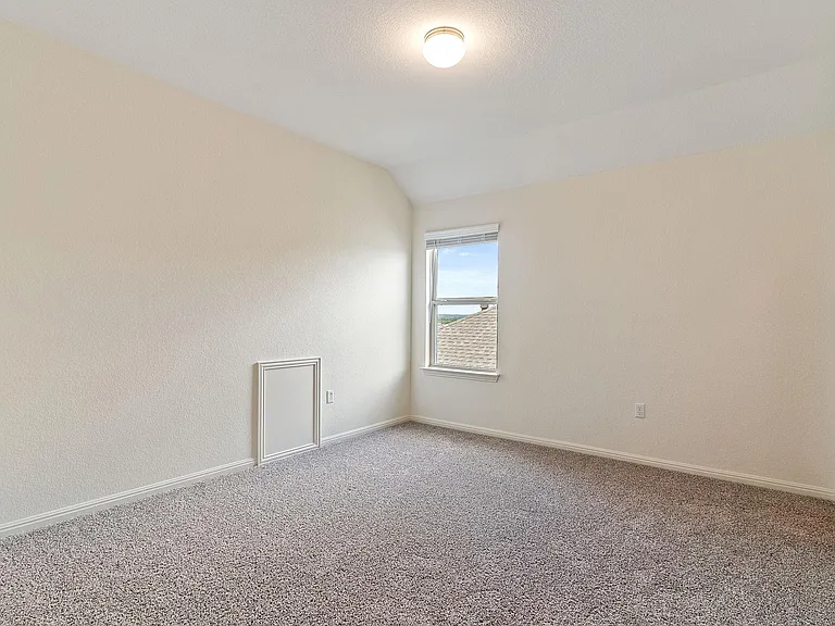 607 Allende Bnd — Photo 27