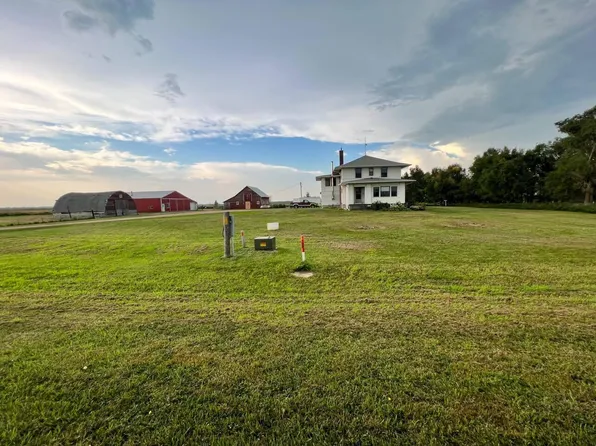 40455 210th St, Huron, SD 57350