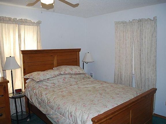 5th image of 9205 Benny Bruce St