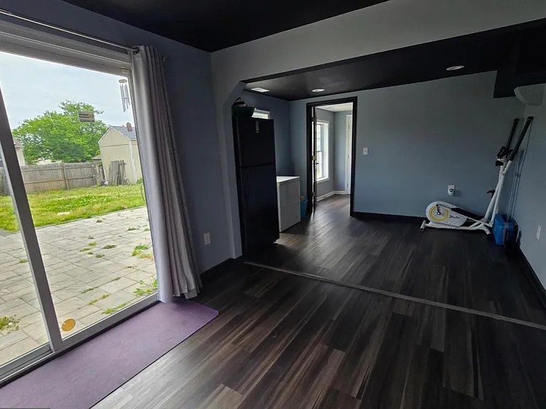 7513 Saffron Ct — Photo 26