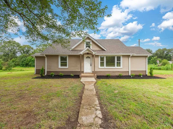 388 New Flanagan Rd, Lexington, TN 38351