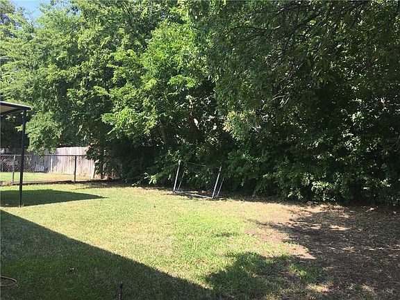 4th image of 2314 Avenue B