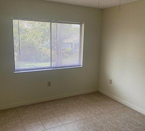 5th image of 237 Knox Mc Rae Dr #13