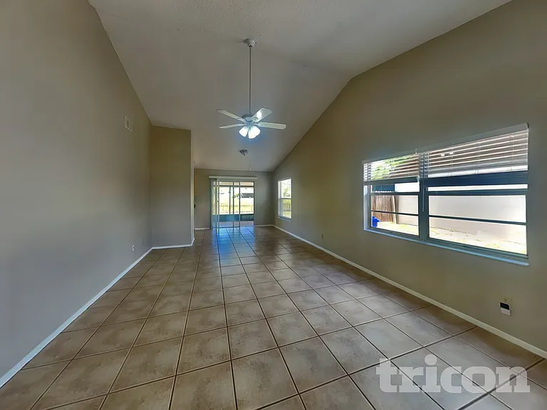 13311 Laraway Dr — Photo 2