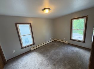 619 4th Ave S #3, Grand Forks, ND 58201