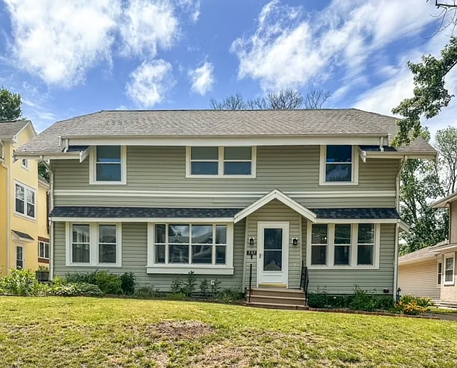 503 Forest Dr SE — Photo 1