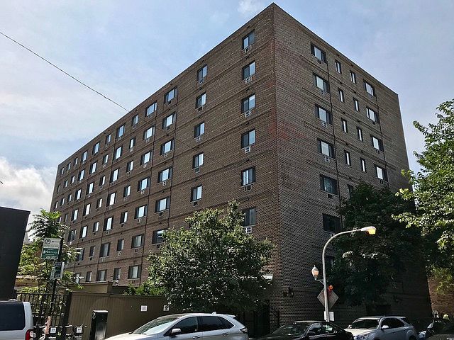 1st image of 607 W Wrightwood Ave APT 710