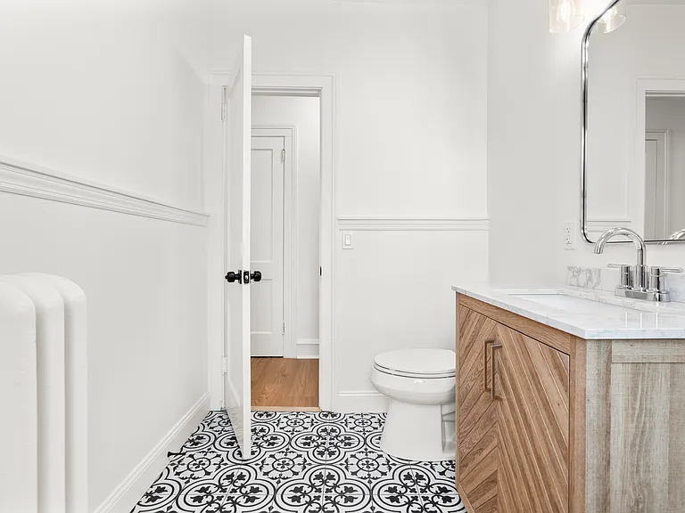 152 Maplewood Ave #2B — Photo 5