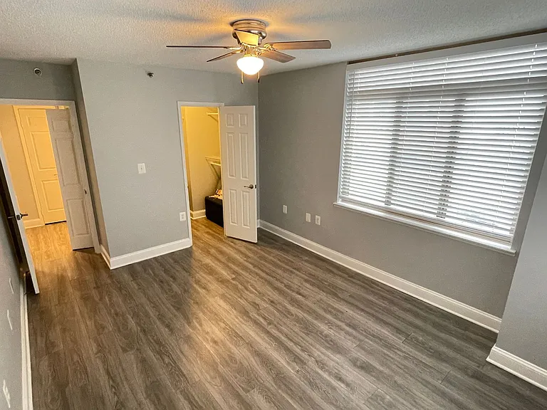 4801 Fairmont Ave #611 — Photo 15