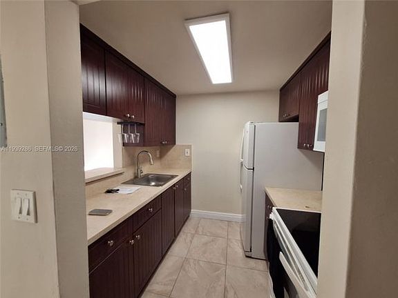 5th image of 213-250 NW 107th Ave #213