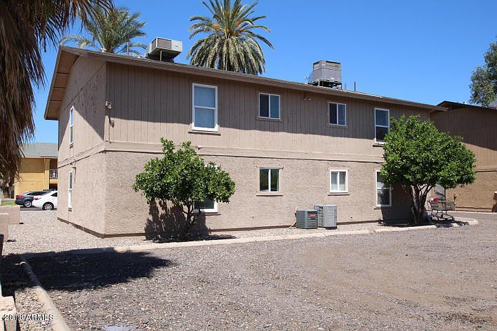2nd image of 305 E Vine Cir APT 202