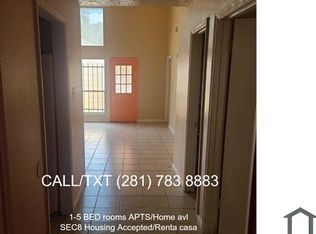 5747 Easthampton Dr, Houston, TX 77039